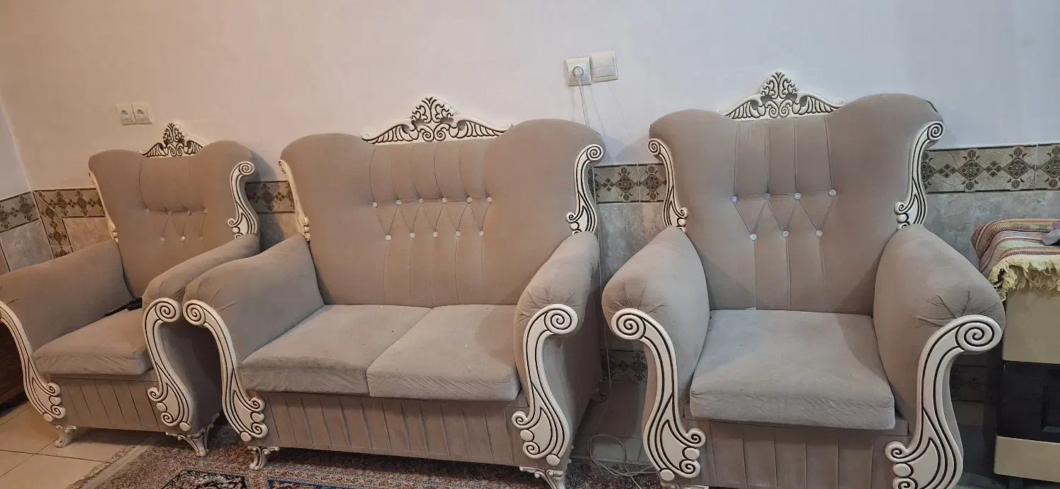 مبلمان|مبلمان خانگی و میز عسلی|شهرکرد, |دیوار