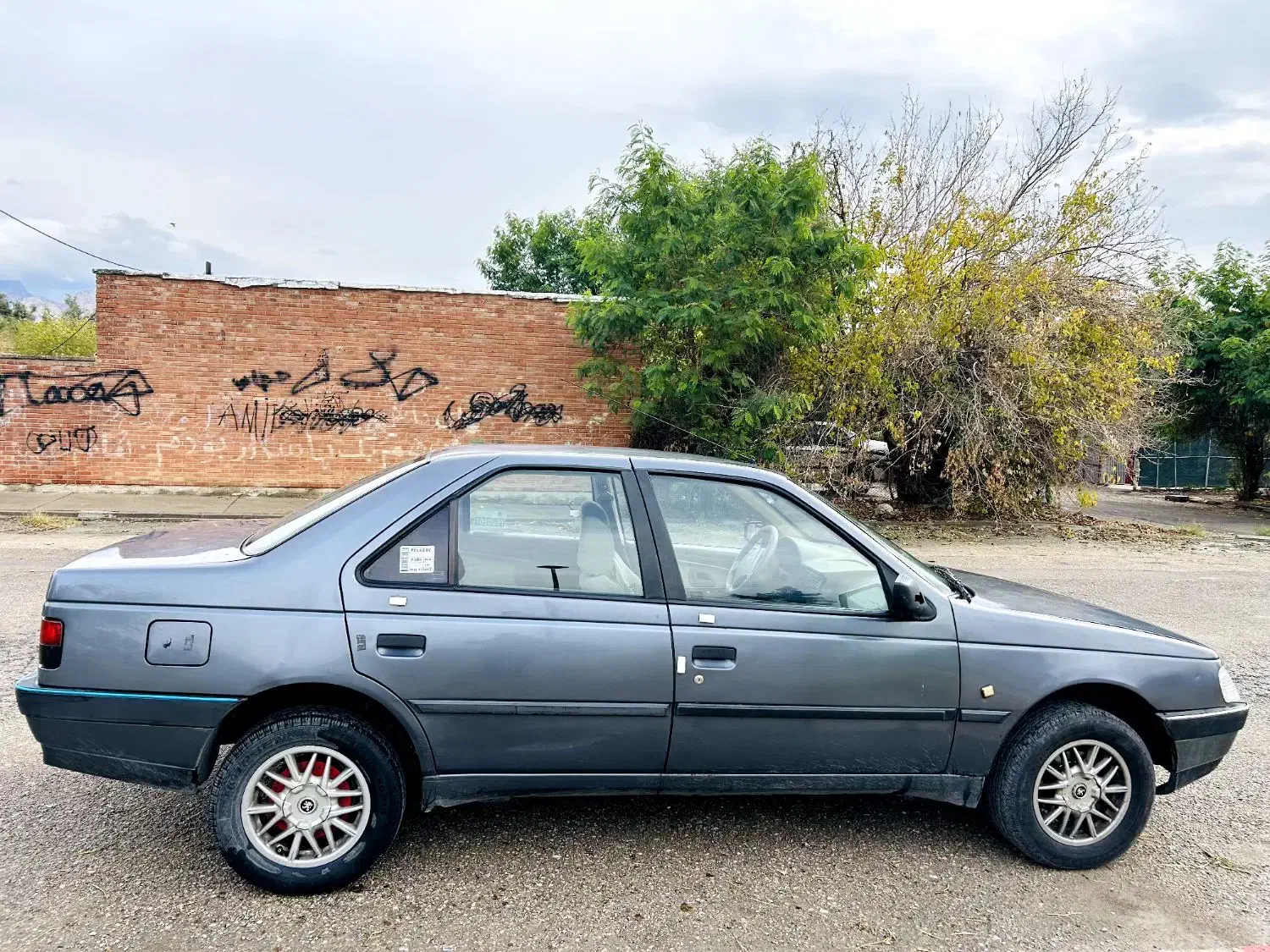 پژو ۴۰۵ مدل ۹۷ تک سوز|خودرو سواری و وانت|دوگنبدان, |دیوار