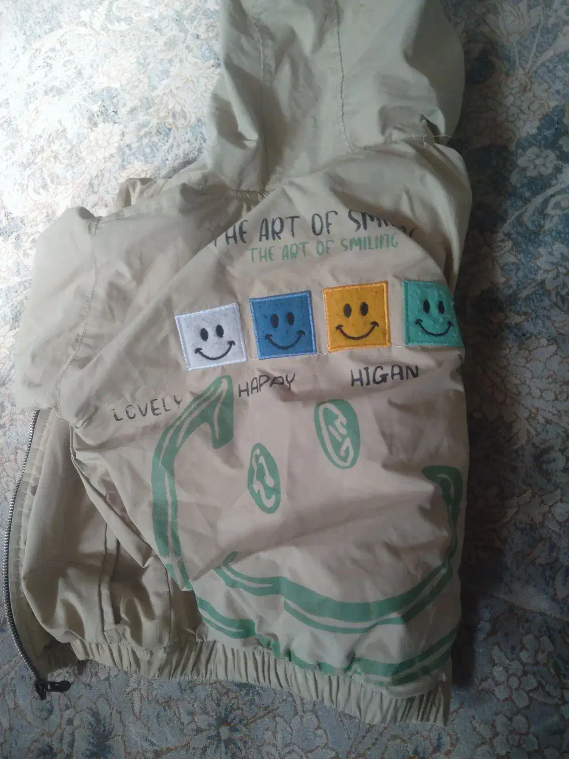 کاپشن|کفش و لباس بچه|شهرکرد, |دیوار