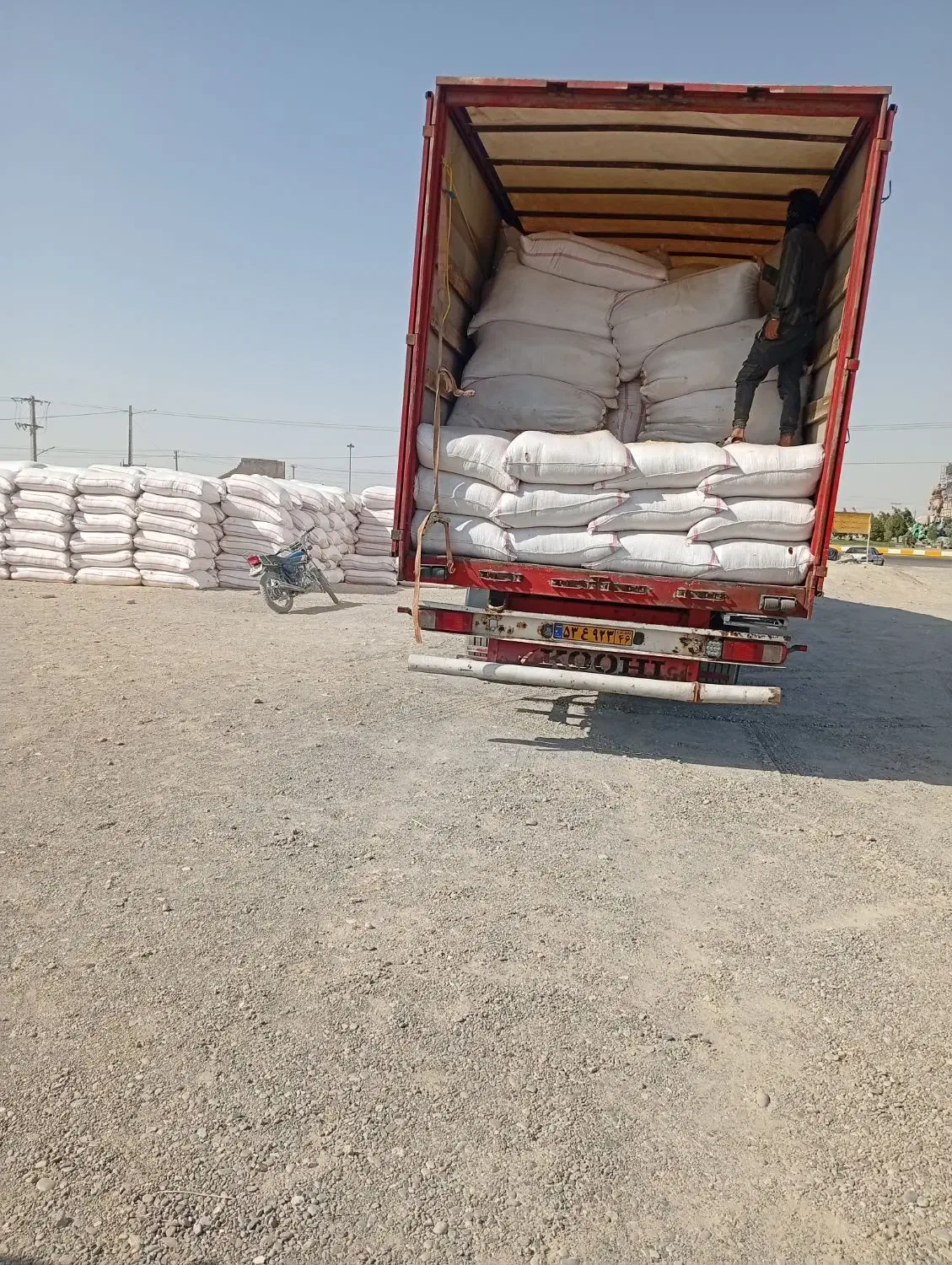 کاه کردستان رسید سفید نرم|لوازم جانبی حیوانات|زابل, |دیوار