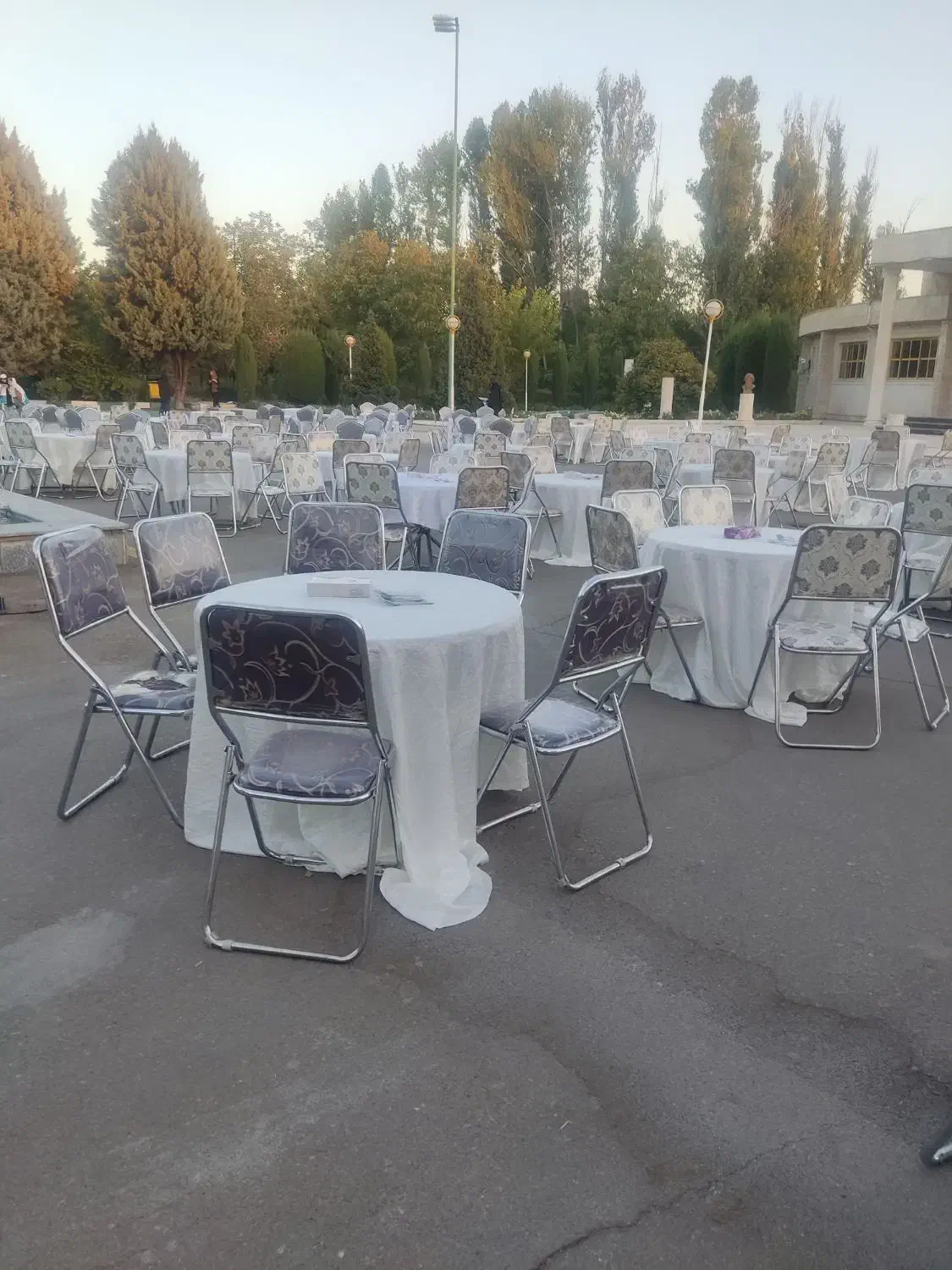 کرایه انواع میز و صندلی فلزی تاشو|خدمات پذیرایی، مراسم|کرمانشاه, |دیوار