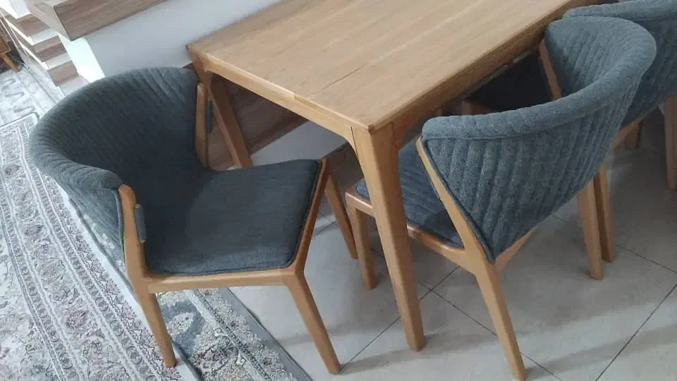 غذاخوری اصلا استفاده نشده بدون عیب|میز و صندلی غذاخوری|بوکان, |دیوار