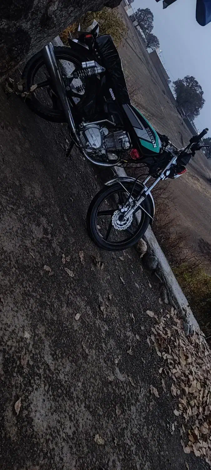 موتور 200|موتورسیکلت|خرم‌آباد, |دیوار