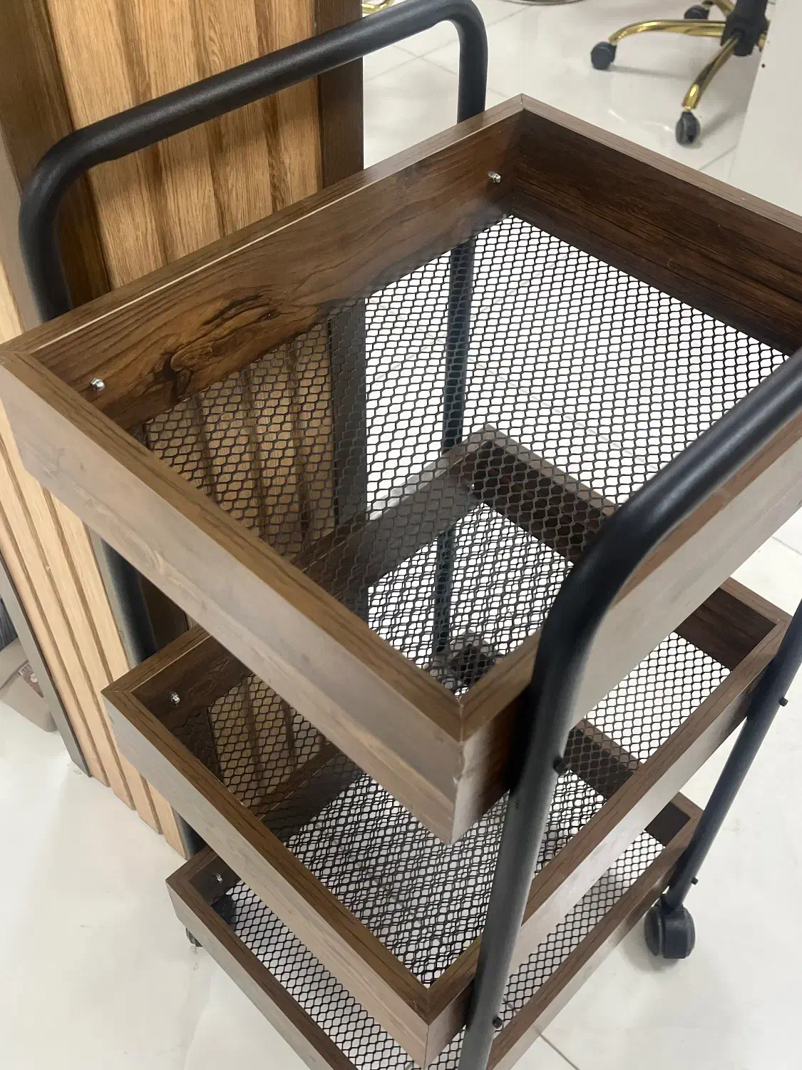 ترولی|آرایشگاه و سالن‌های زیبایی|تهران, هفت حوض|دیوار