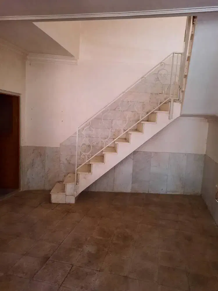 اجاره خانه به صورت دوبلکس می باشد وحیات هم دارد.|اجارهٔ خانه و ویلا|لواسان, |دیوار