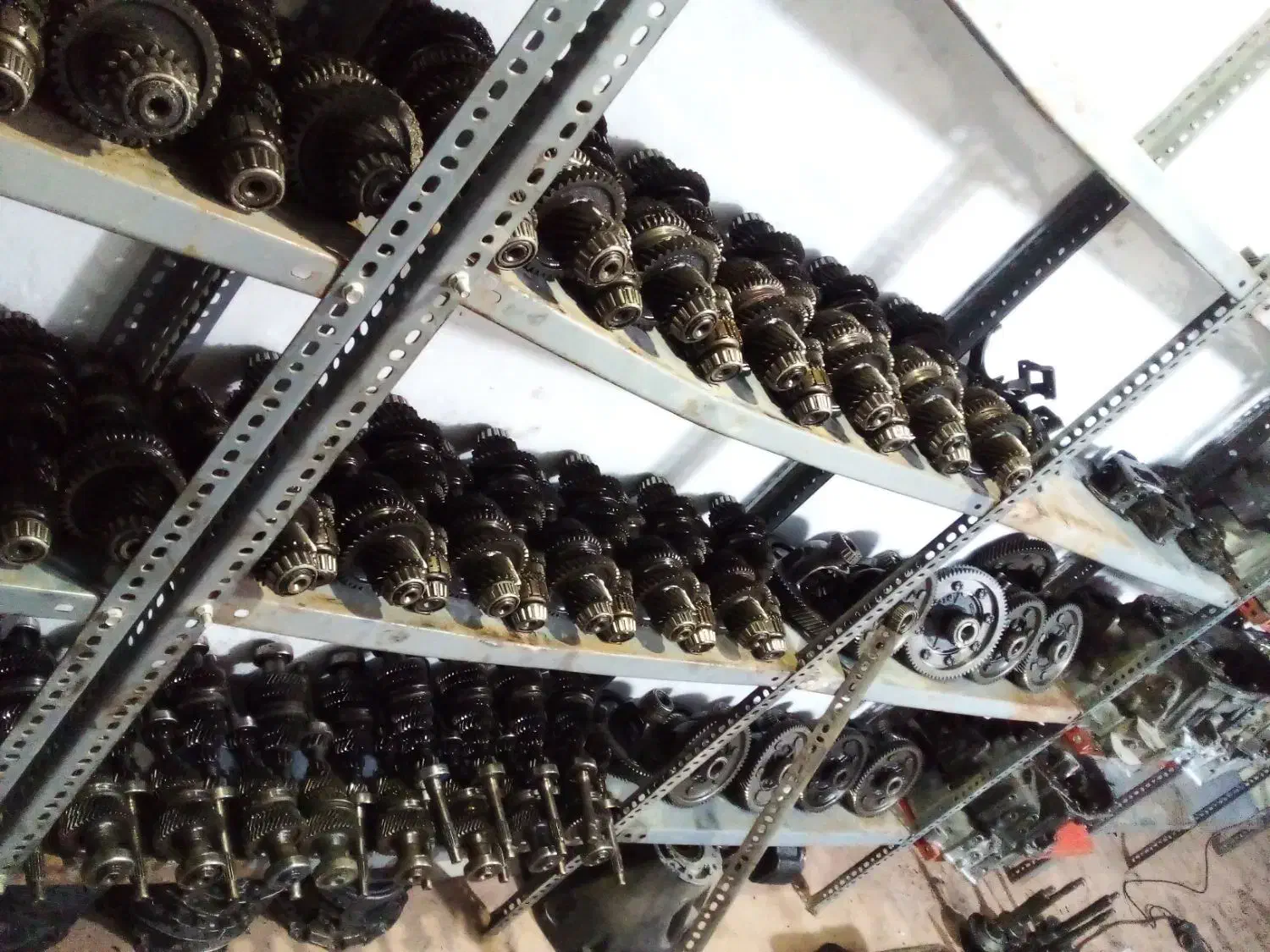 دنیای گیربکس|قطعات یدکی و لوازم جانبی|فردیس, شهرک شهید حسینی|دیوار