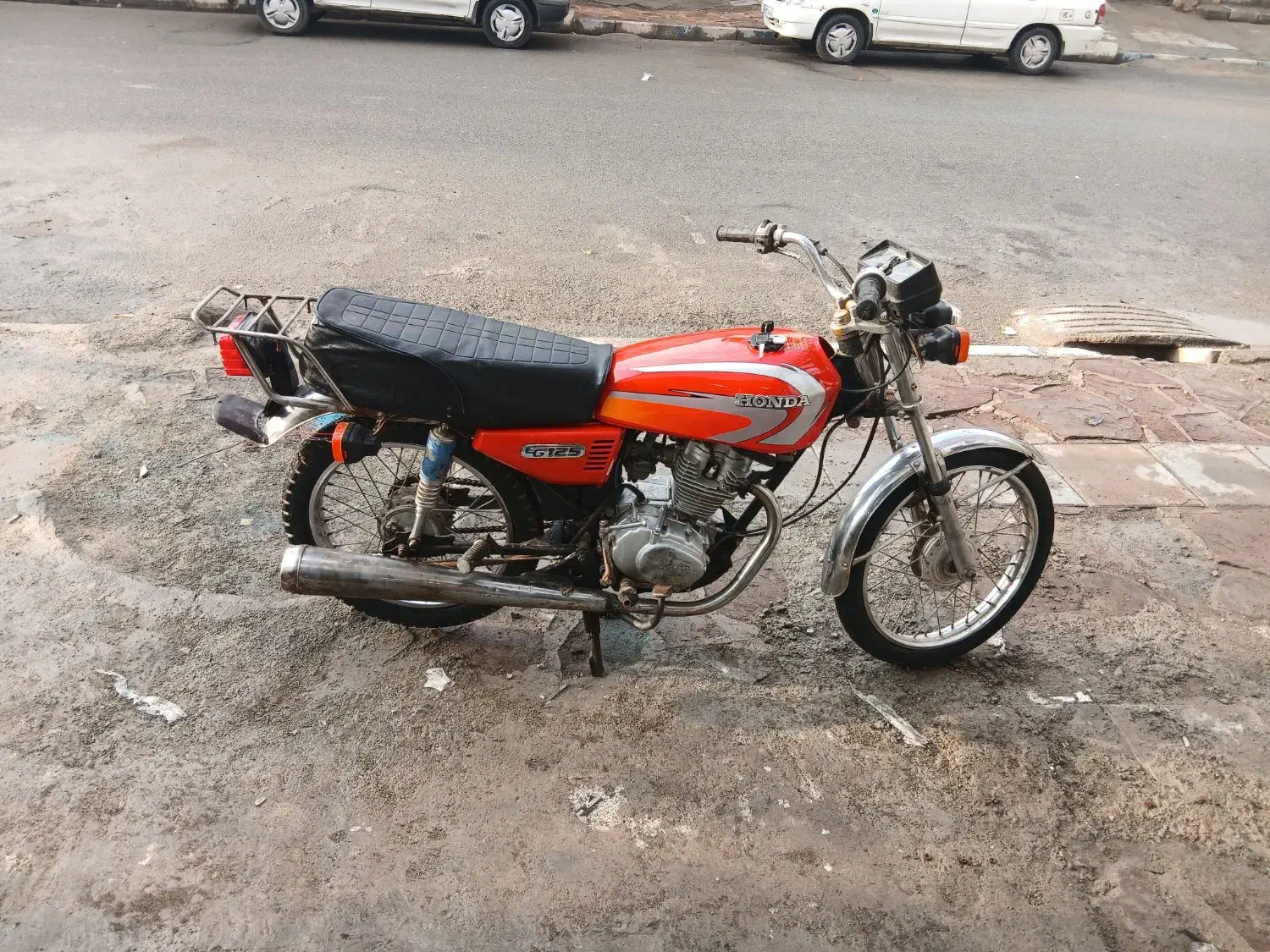 هوندا مزایده مدل ۸۹|موتورسیکلت|رباط‌کریم, یقه|دیوار