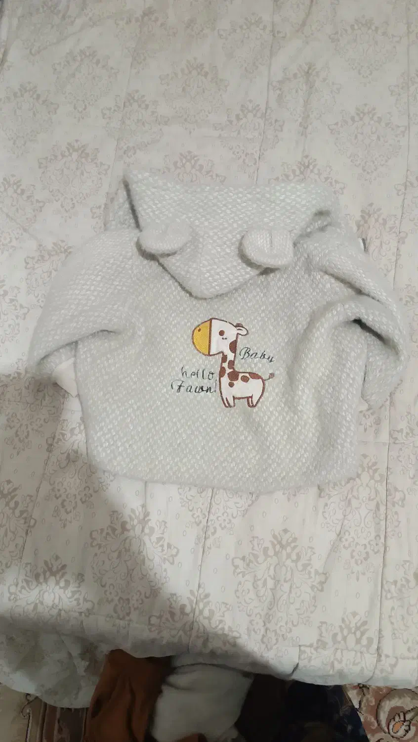 کاپشن خارجی  و کفش|کفش و لباس بچه|نورآباد, |دیوار