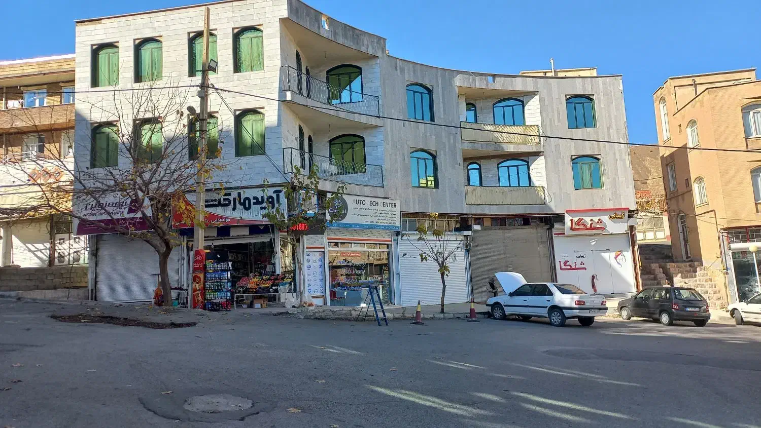 فروش مغازه یا معاوضه با آپارتمان و ماشین|فروش مغازه و غرفه|سنندج, |دیوار