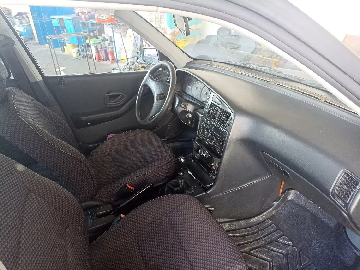 پژو 2000|خودرو سواری و وانت|لار, |دیوار