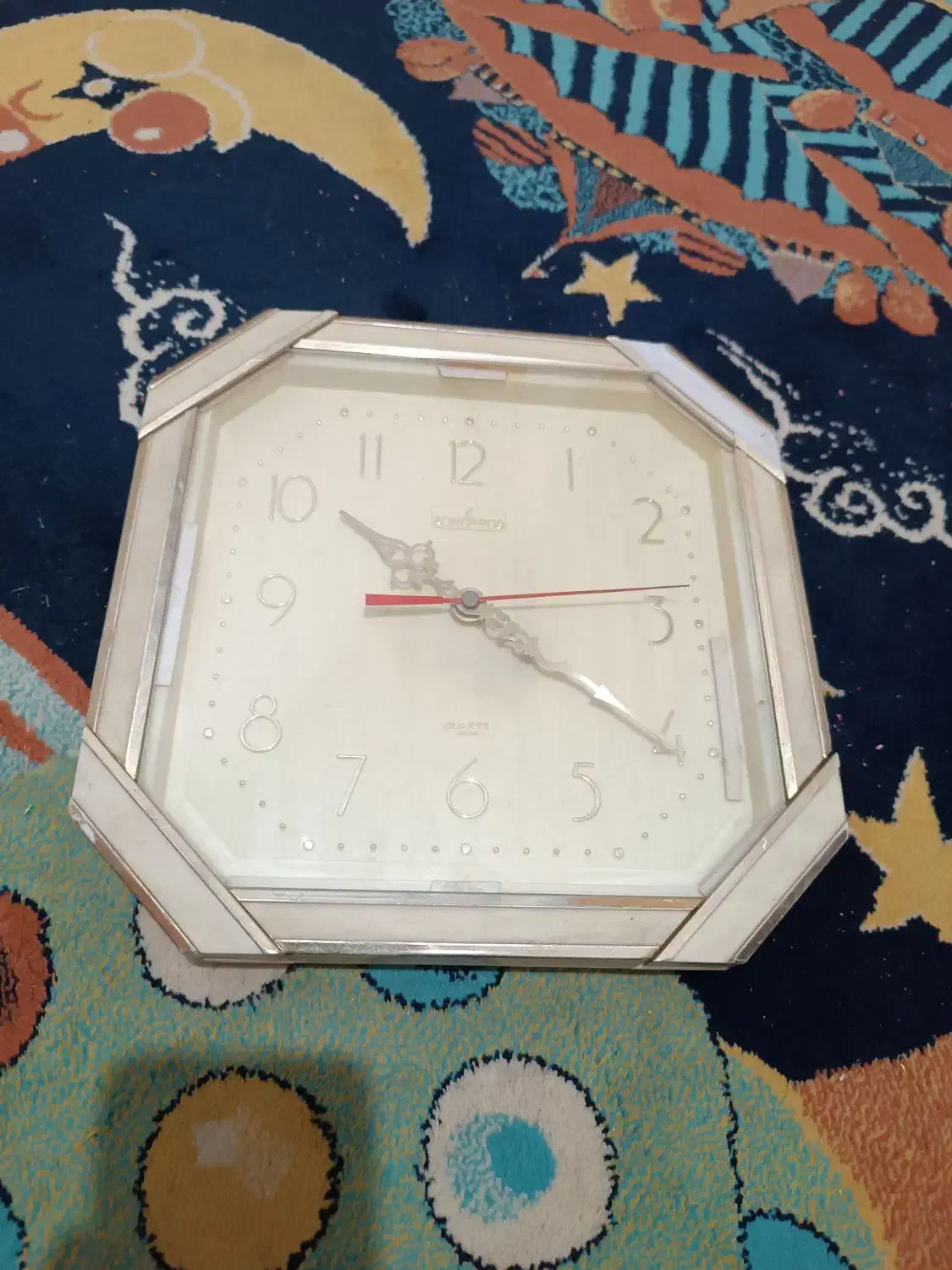 یک عدد ساعت مارک زمرود|ساعت دیواری و تزئینی|شیراز, پودنک|دیوار