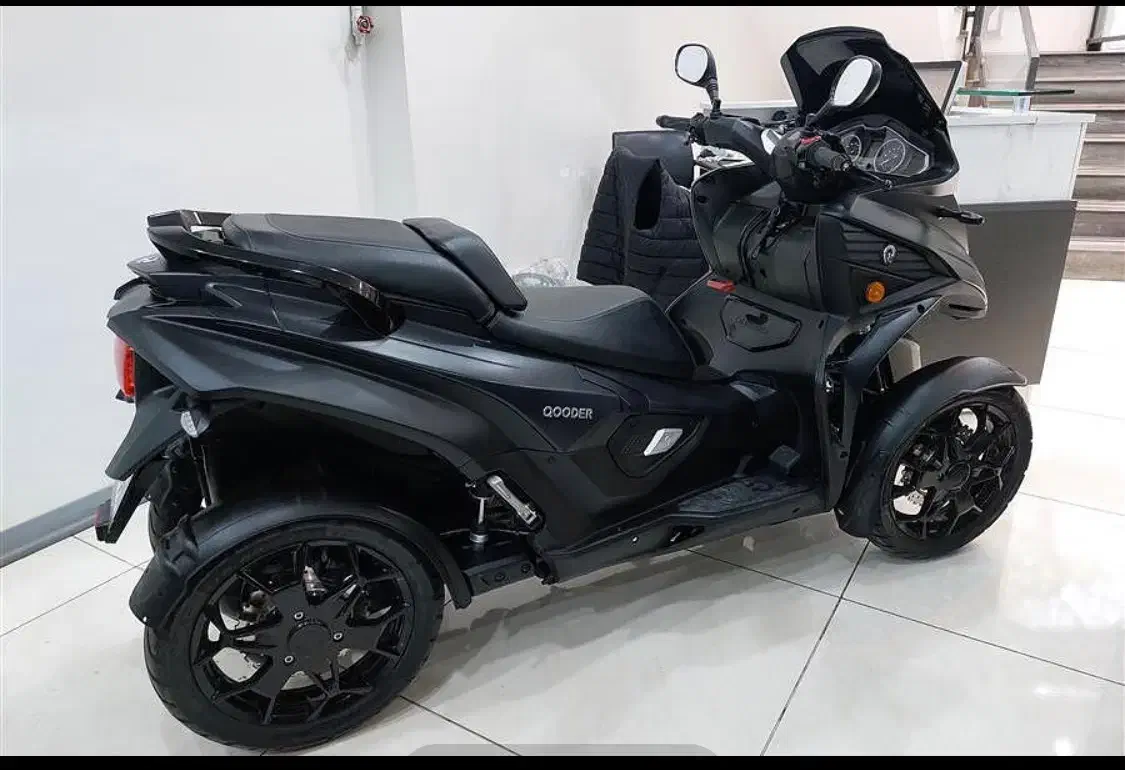 کوادرو ۴۰۰|موتورسیکلت|تهران, امانیه|دیوار