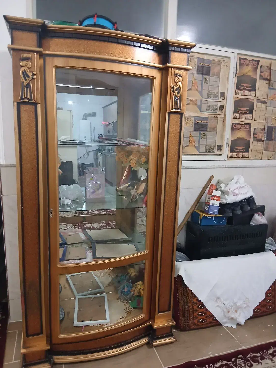 بوفه|بوفه، ویترین، کنسول|قم, قلعه کامکار|دیوار