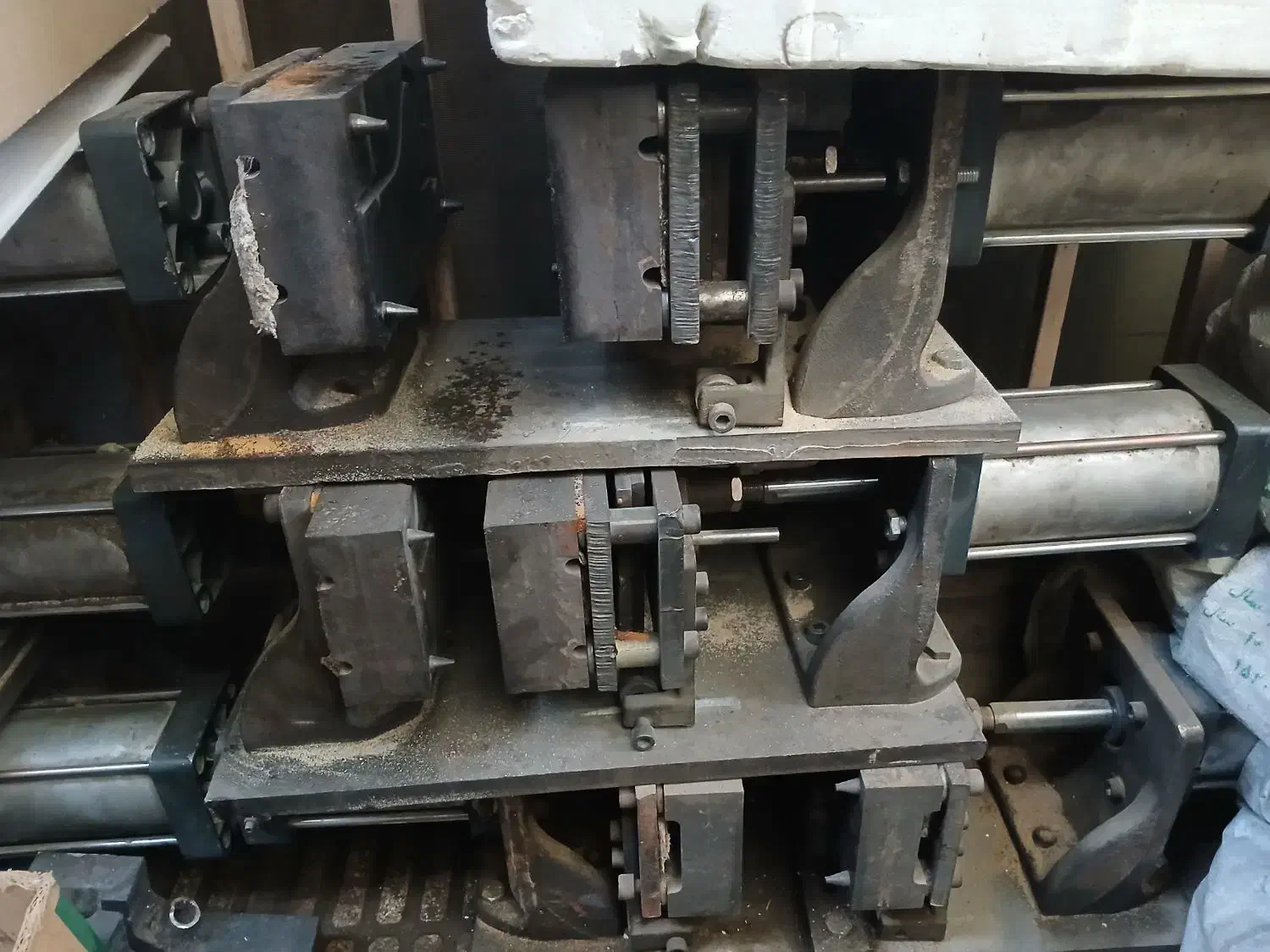 فروش قالب ریخته گری تنه سبک شیرآلات اهرمی|مصالح و تجهیزات ساختمان|تهران, چیتگر شمالی|دیوار