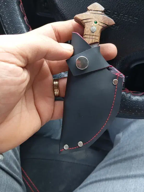 دو عدد چاقو|کوهنوردی و کمپینگ|رشت, آزادگان|دیوار