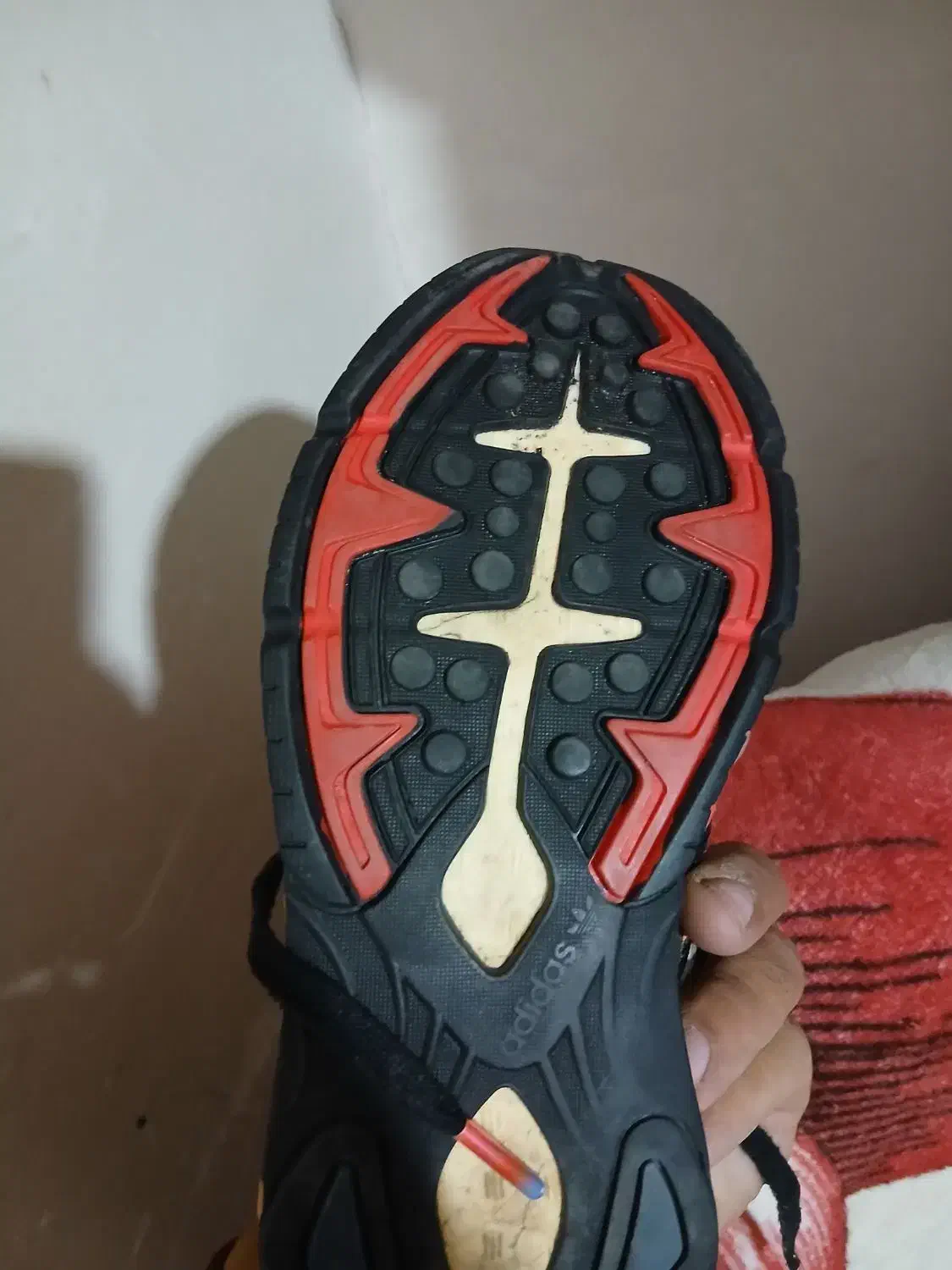 کتونی آدیداس|کیف، کفش، کمربند|بروجرد, |دیوار