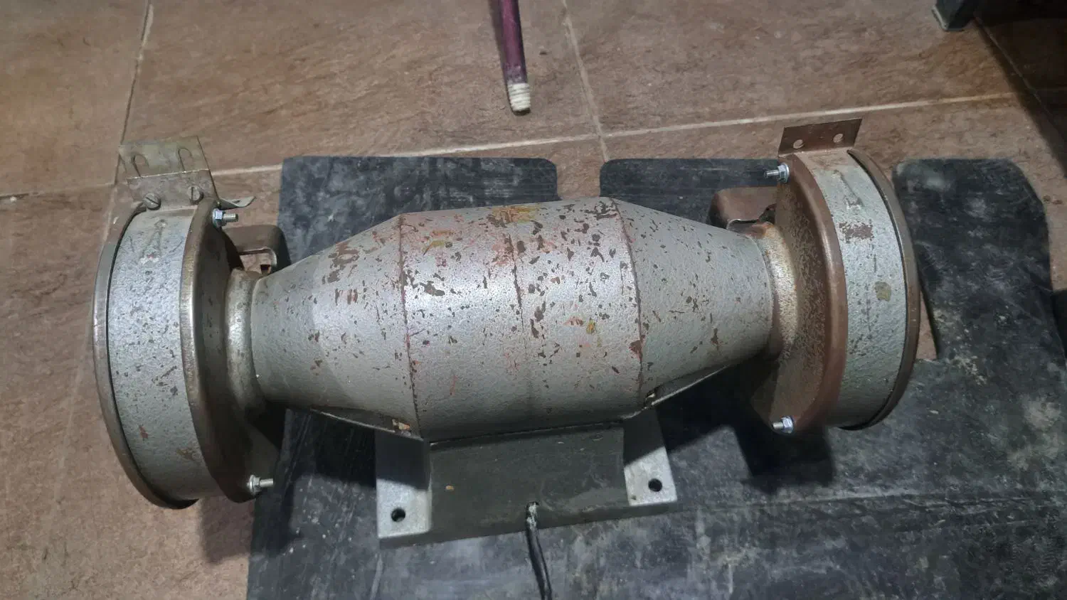 سنگ دو طرفه محک|ابزارآلات|اشنویه, |دیوار