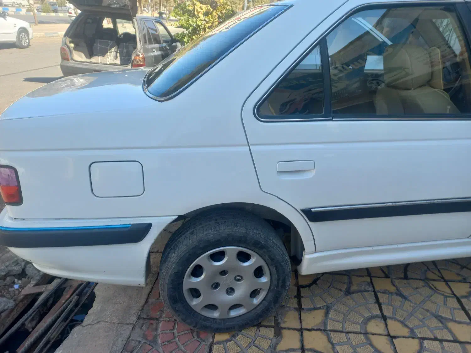 پارس ۱۴۰۰ واس ال ایکس ۹۸|خودرو سواری و وانت|کوهدشت, |دیوار