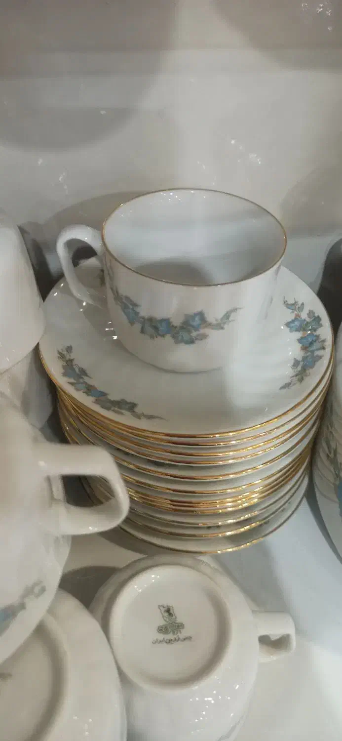 دو دست فنجون چینی زرین|ظروف سرو و پذیرایی|خرمآباد, |دیوار