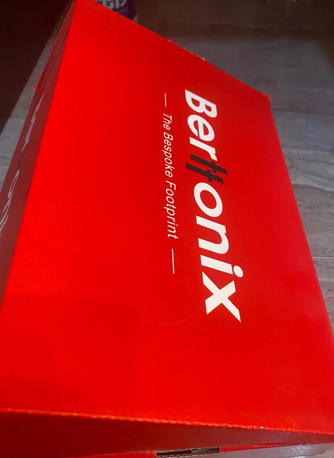 کفش پاشنه بلند|کیف، کفش، کمربند|رشت, معلم|دیوار