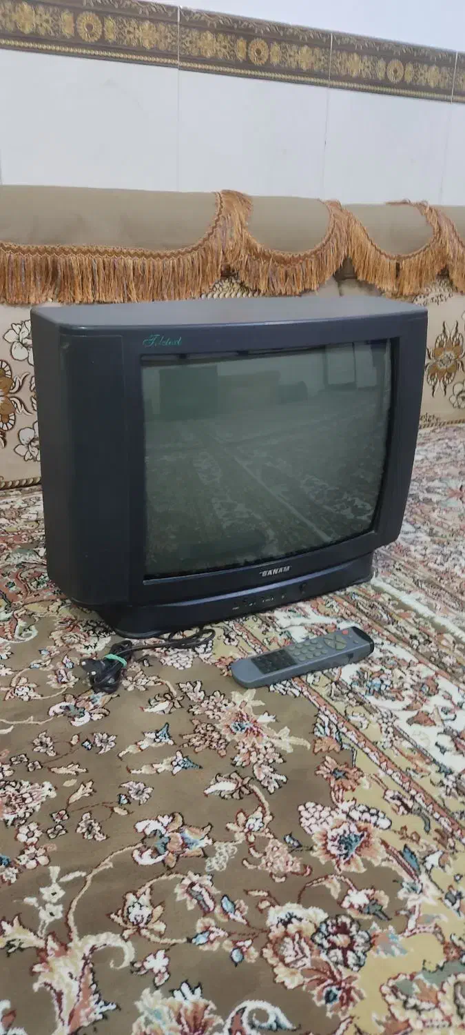 تلویزیون 21اینیچ مارک سنام اصلی|تلویزیون و پروژکتور|کامیاران, |دیوار