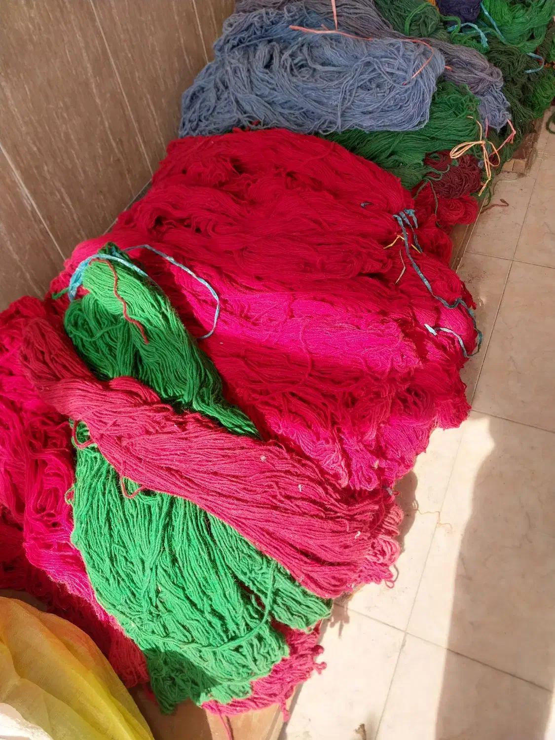 خامه فرش|لوازم خیاطی و بافتنی|اهر, |دیوار