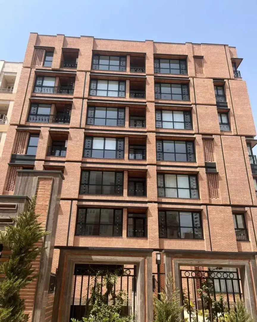 ۹۵ متر/کلید نخورده/لوکس/فردوس غرب