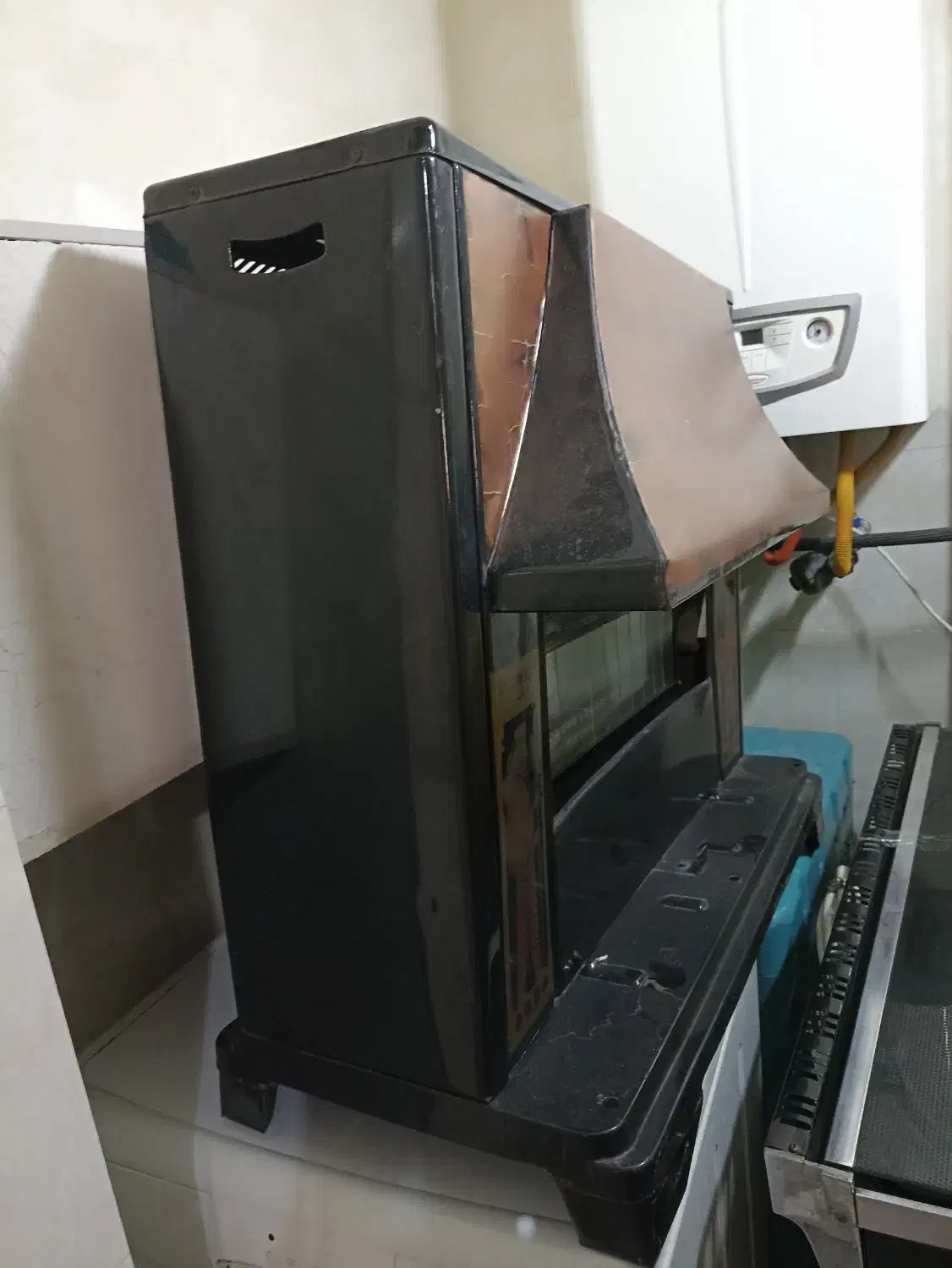 بخاری گازی سوز|بخاری، هیتر، شومینه|میانه, |دیوار