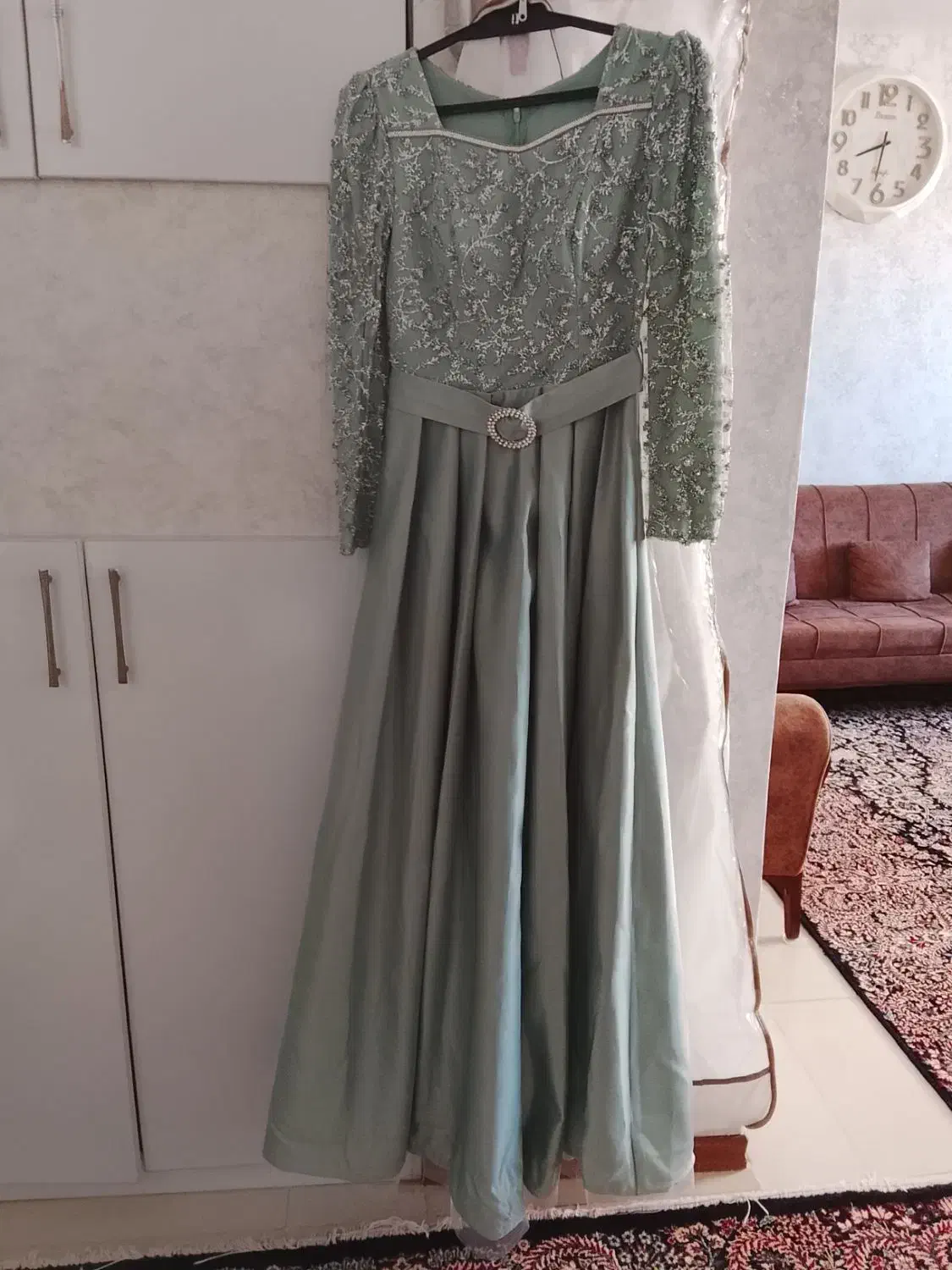 پیراهن مجلسی کفش سفید مجلسی|لباس|اشتهارد, |دیوار