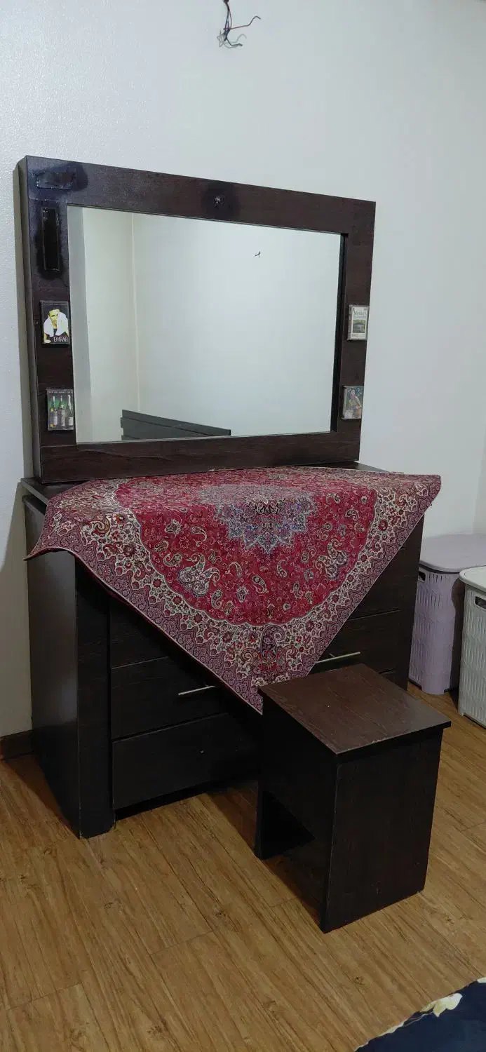 کمد چهار کشابه|جاکفشی، کمد، دراور|شاهینشهر, حافظ جنوبی|دیوار