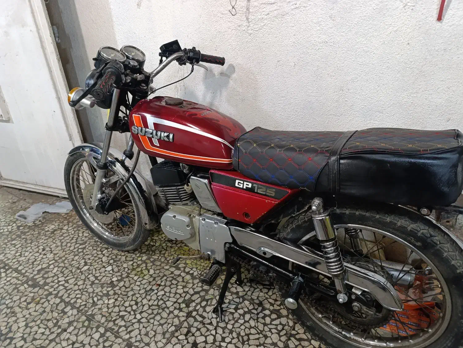 موتور سوزوکی جی پی 125 در حد|موتورسیکلت|لاهیجان, یوسف آباد|دیوار