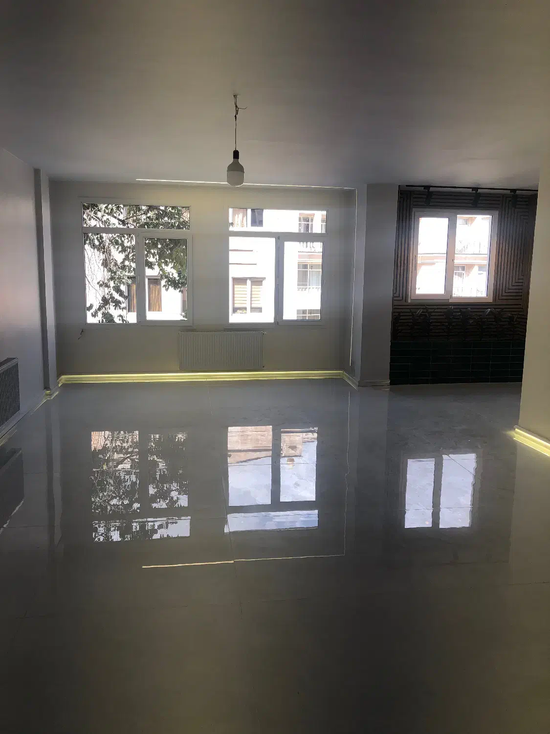 آپارتمان ۱۳۰متری دو خوابه غرق نور|اجارهٔ آپارتمان|تهران, حکمت|دیوار