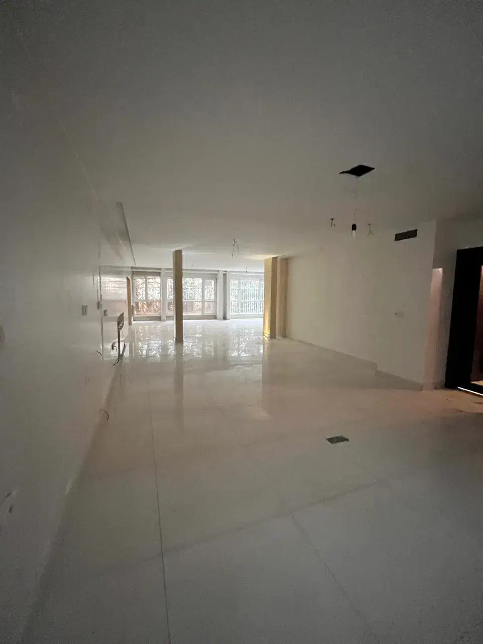 ۹۰۰ متر مستغلات الهیه فقط موقعیت عالی برای کار|اجارهٔ خانه و ویلا|تهران, الهیه|دیوار