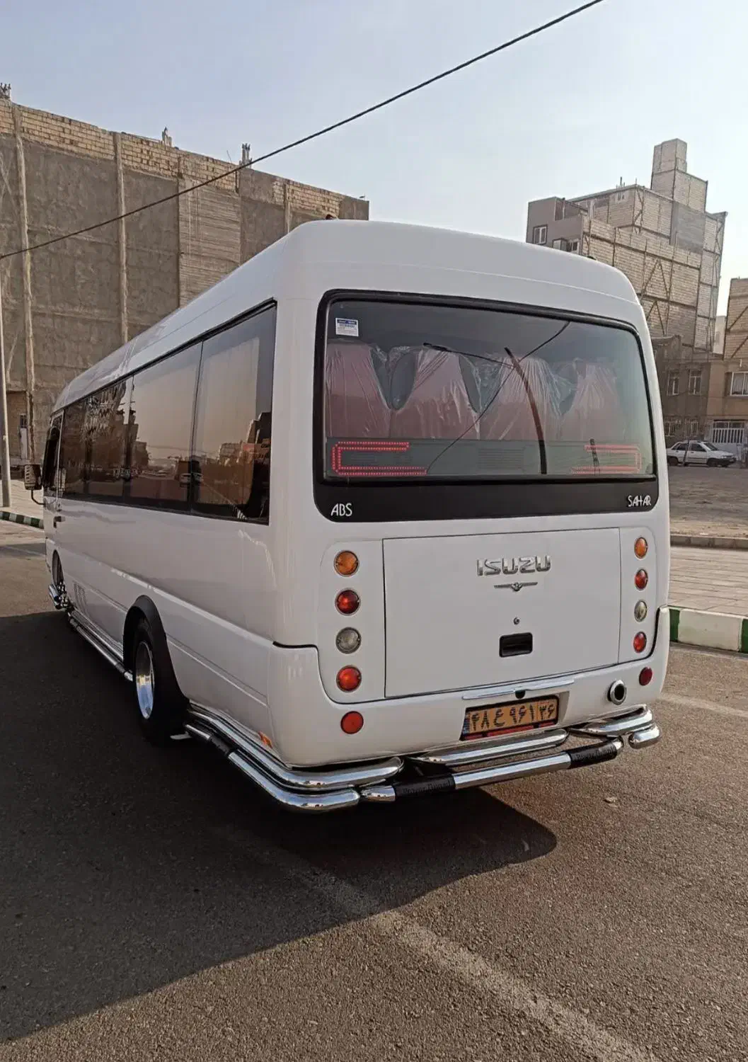 اجاره وا دربستی مینی بوس ایسوزو Vip|خدمات حمل و نقل|سنندج, |دیوار