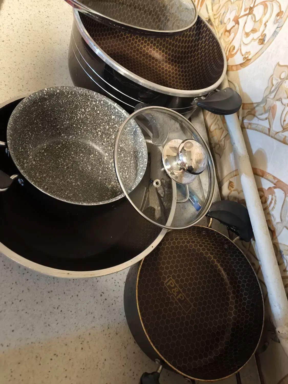 قابلمه تفلون اصل..|ظروف پختوپز|تهران, مشیریه|دیوار