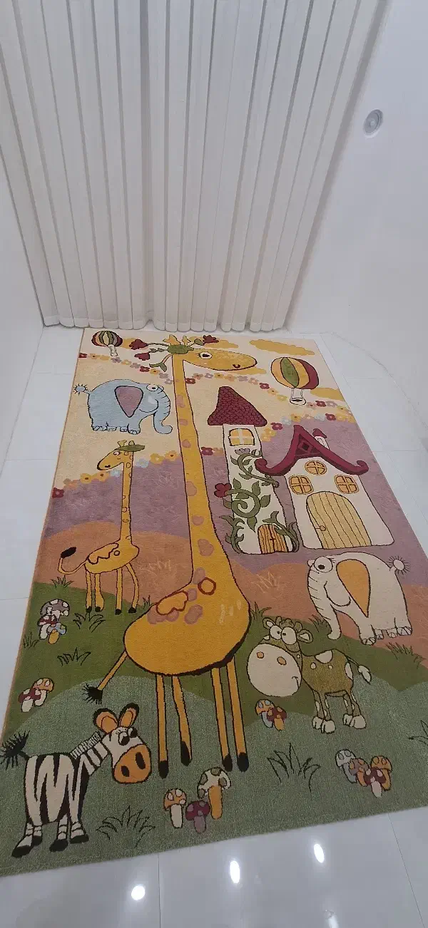 فرش|فرش|تربت جام, میان جام|دیوار