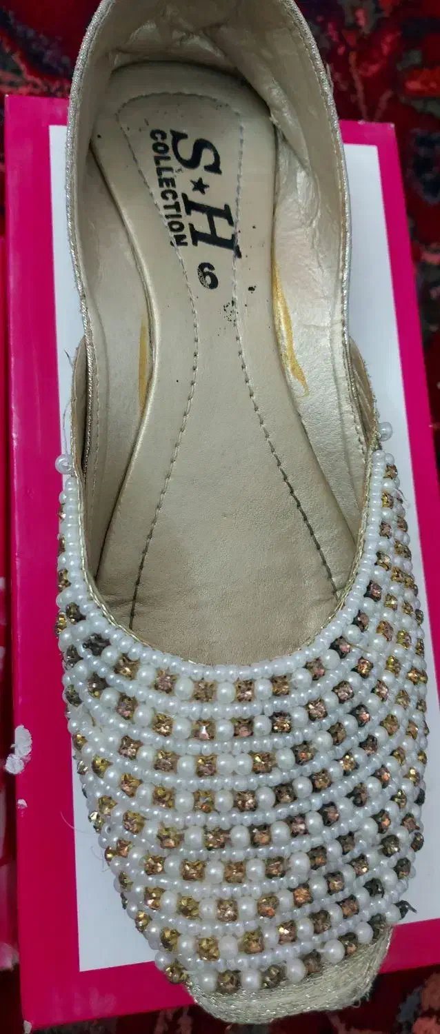 کفش|کیف، کفش، کمربند|زابل, |دیوار