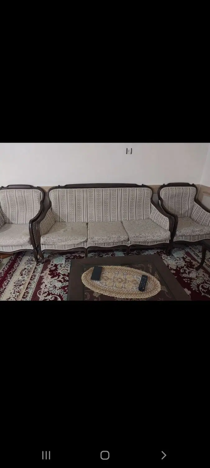 مبل|مبلمان خانگی و میز عسلی|شیروان (خراسان), |دیوار