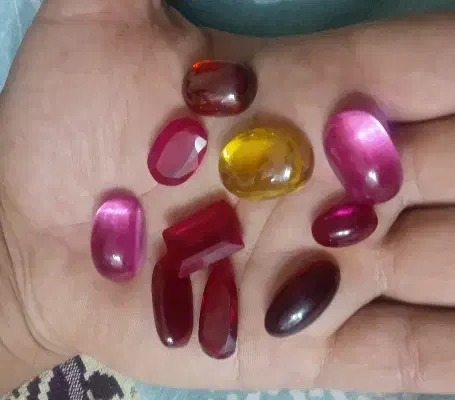 ۱۰عددنگین یاقوت|حراج|شیروان (خراسان), |دیوار