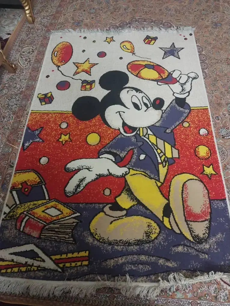 فرش 1نیم متری سالم و تمیز قیمت 450هزار تومان|فرش|رباط‌کریم, رباط‌کریم|دیوار