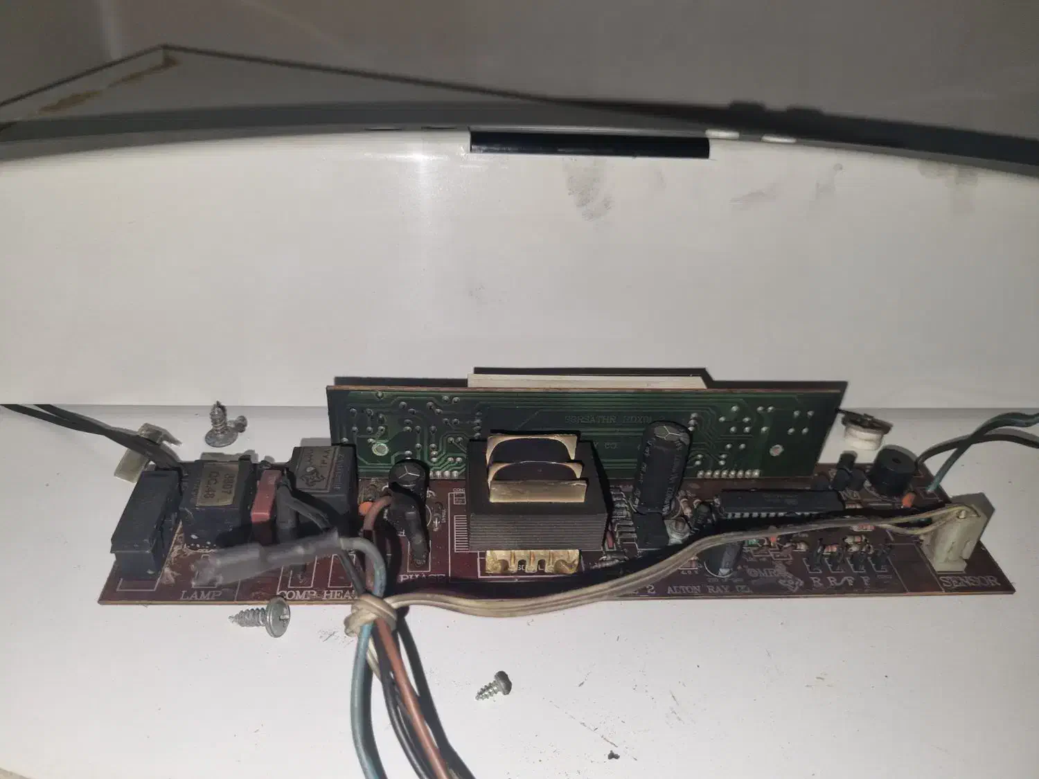 تعمیر نصب پکیج یخچال و فریزر تصفیه آب کولرگازی|خدمات پیشه و مهارت|همدان, |دیوار