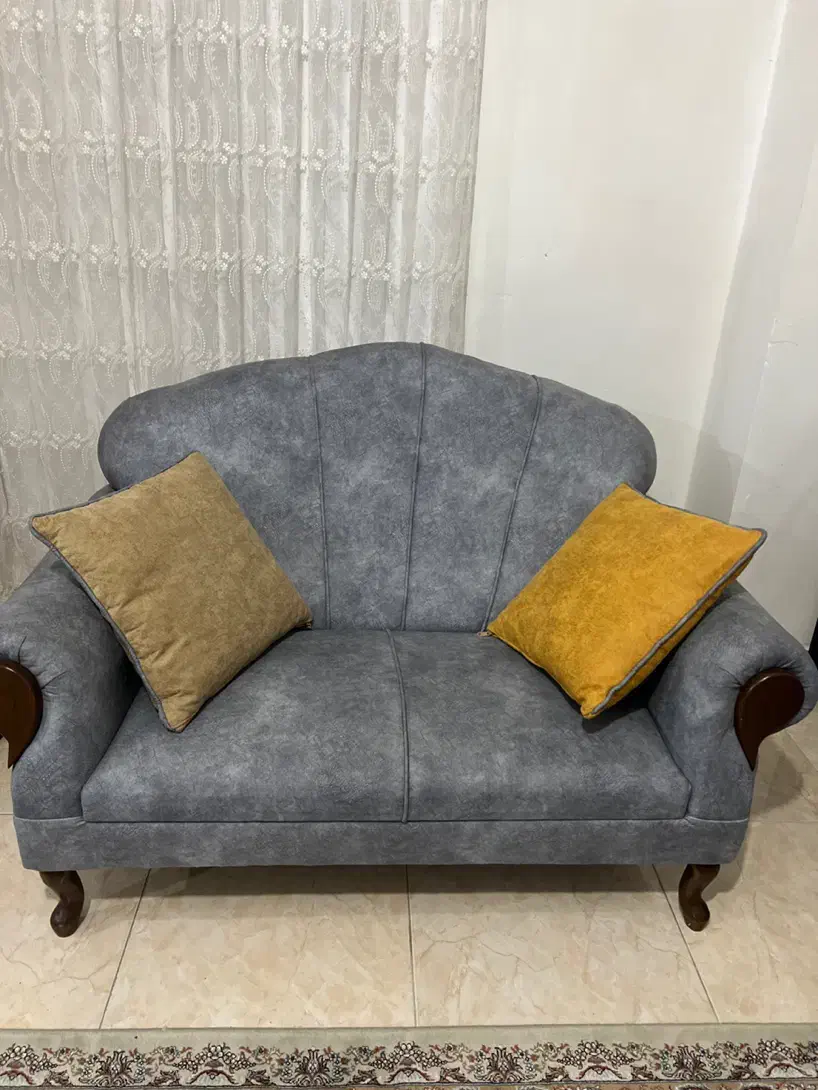 مبل ۷ نفره بهمراه میز ناهارخوری ۴ نفره|مبلمان خانگی و میز عسلی|رشت, رشتیان|دیوار