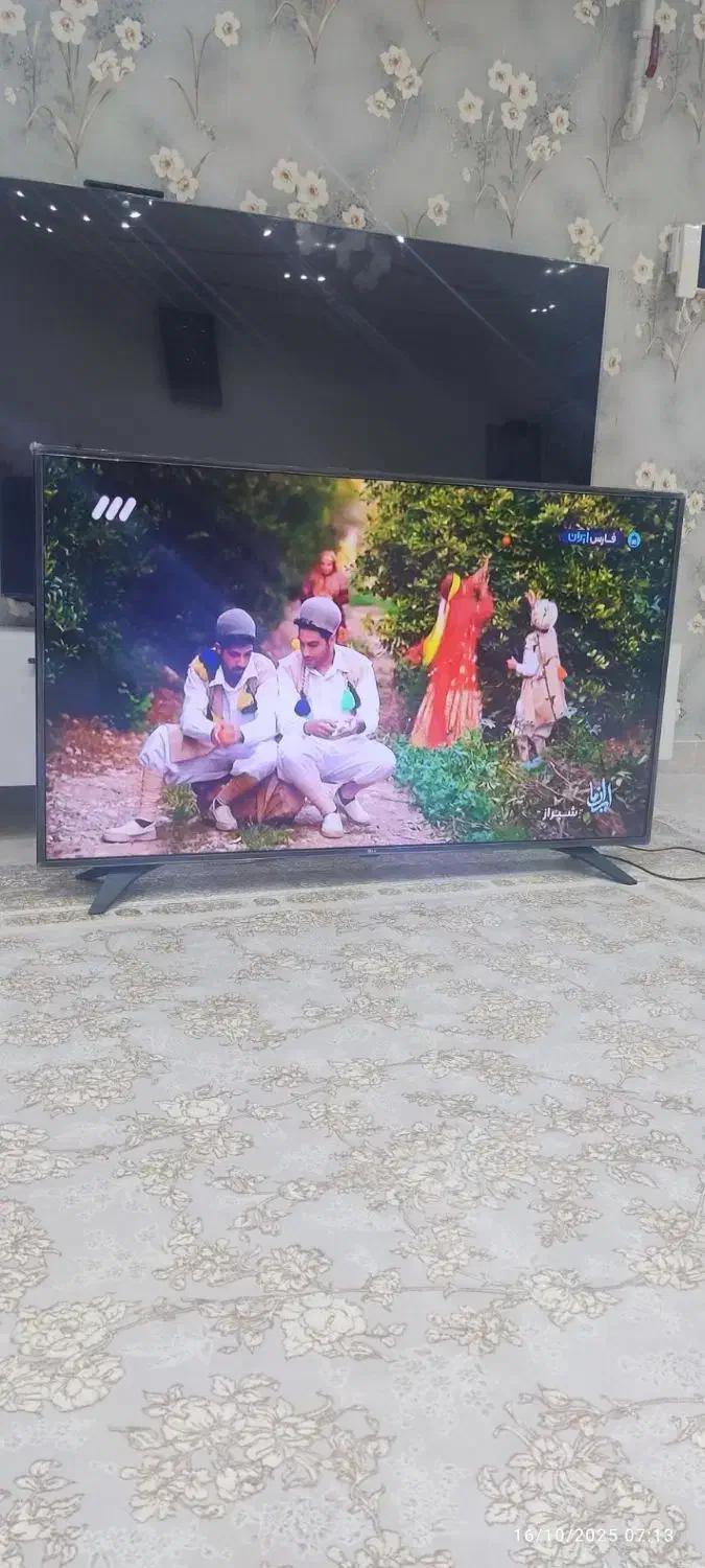 تلویزیون ال جی 49 اینچ دهگلان|تلویزیون و پروژکتور|دهگلان, |دیوار