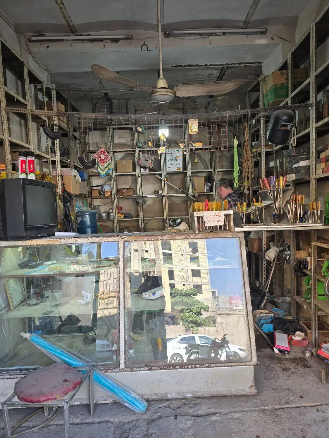 لوازم و ابزالات  مغازه ابزار فروشی|فروشگاه و مغازه|بندرعباس, |دیوار