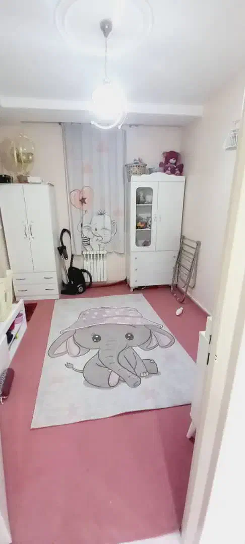 ۶۱ متر / پارکینگ و آسانسور / رهن (مقطوع)