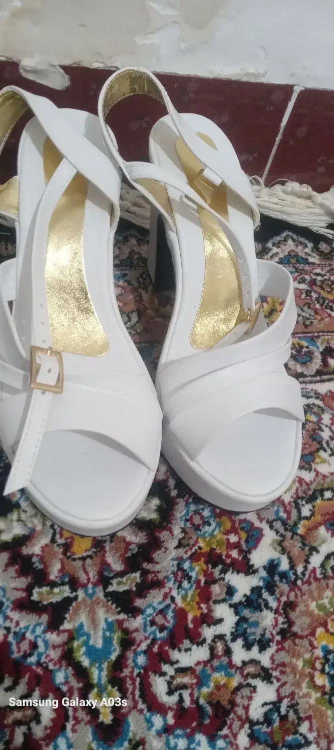 کفش تازه استفاده نشده|کیف، کفش، کمربند|بانه, |دیوار