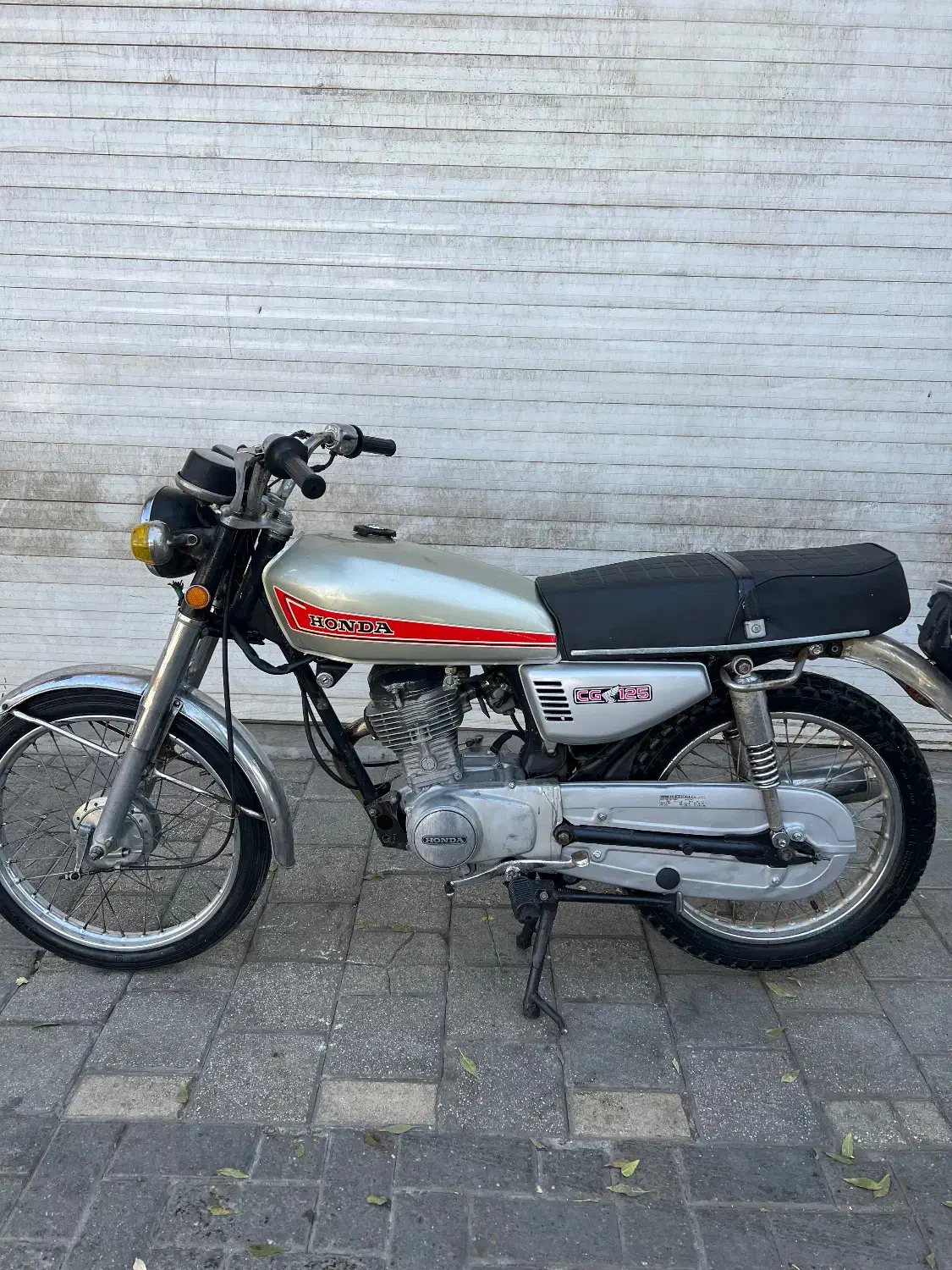 سی جی ژاپن پلاک قدیم|موتورسیکلت|همدان, |دیوار