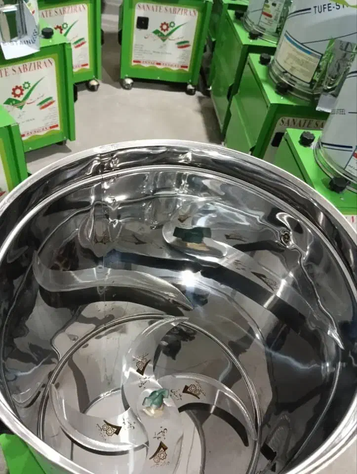 سبزی خرد کن همهکاره|ماشینآلات صنعتی|فولادشهر, A2|دیوار