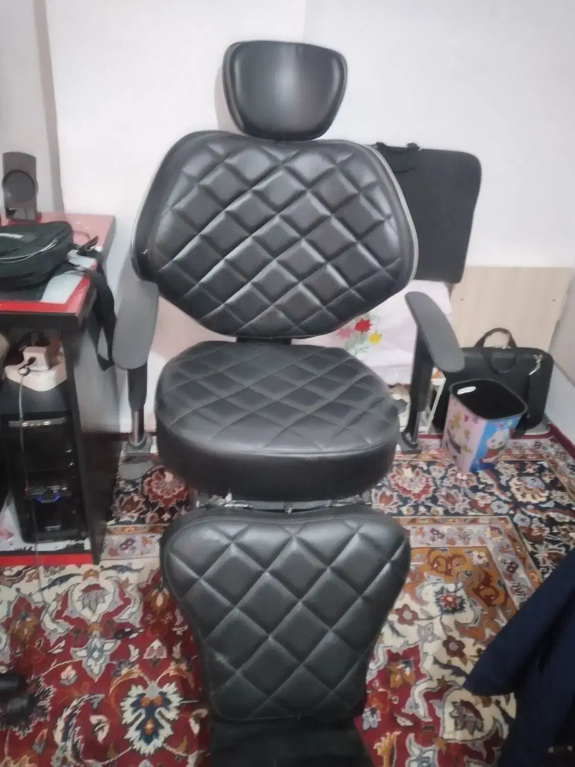 وسایل ارایشگاه به فروش  میرسد|آرایشگاه و سالن‌های زیبایی|زنجان, |دیوار