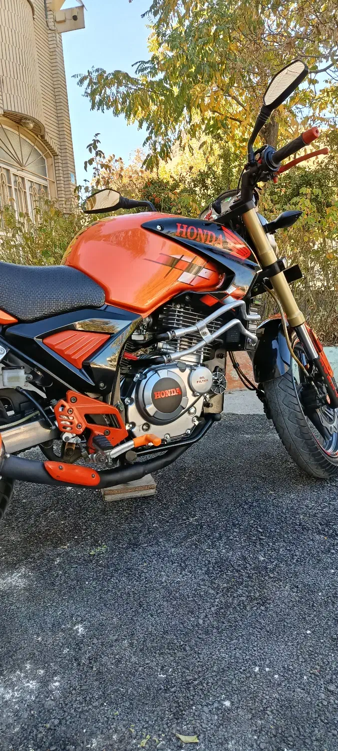 بنلی۳۰۰ ( ۲۵۰ ) در حد خشک|موتورسیکلت|کرمانشاه, |دیوار